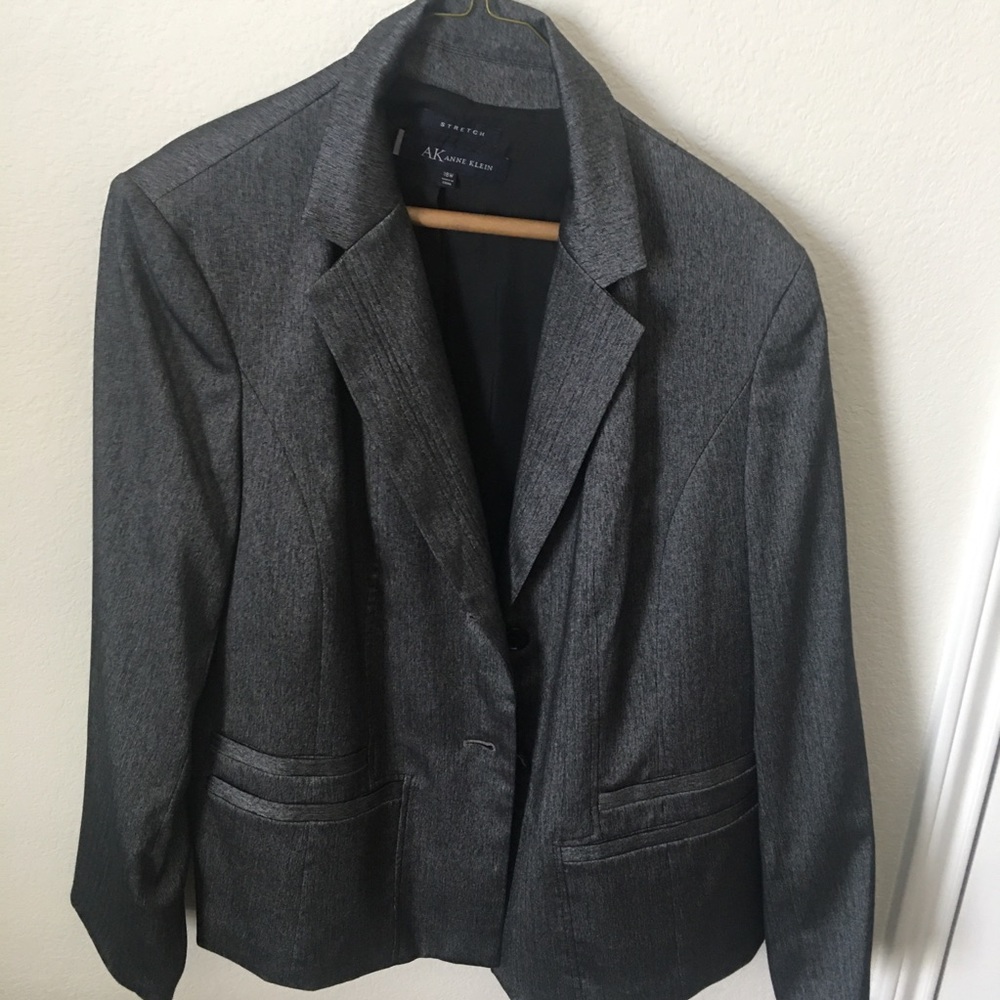New Anne Klein ladies Blazer